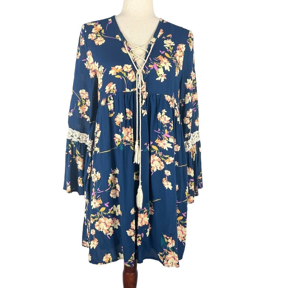 ENTRO LONG BELL SLEEVE LATTICE V-NECK FLORAL BABYDOLL DRESS NAVY MULTI SMALL EUC